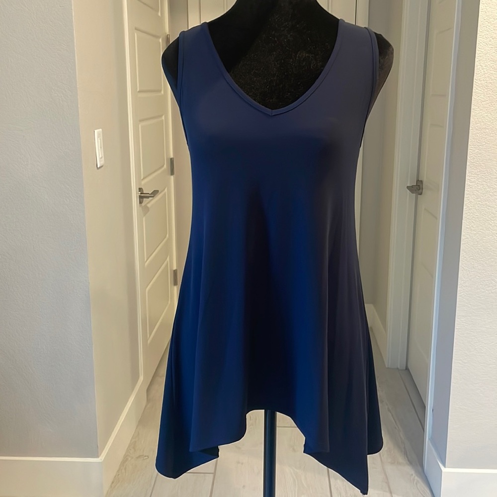 FRANNE GOLDE V-Neck Tank Top in Black Size XS